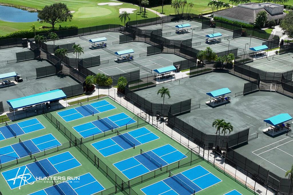 79 Hampshire Ln Boynton Beach, FL 33436