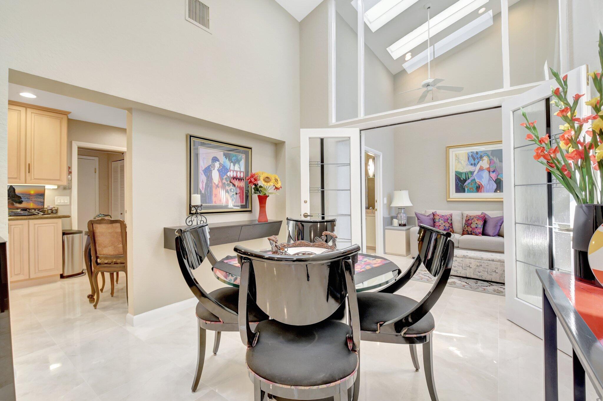 79 Hampshire Ln Boynton Beach, FL 33436