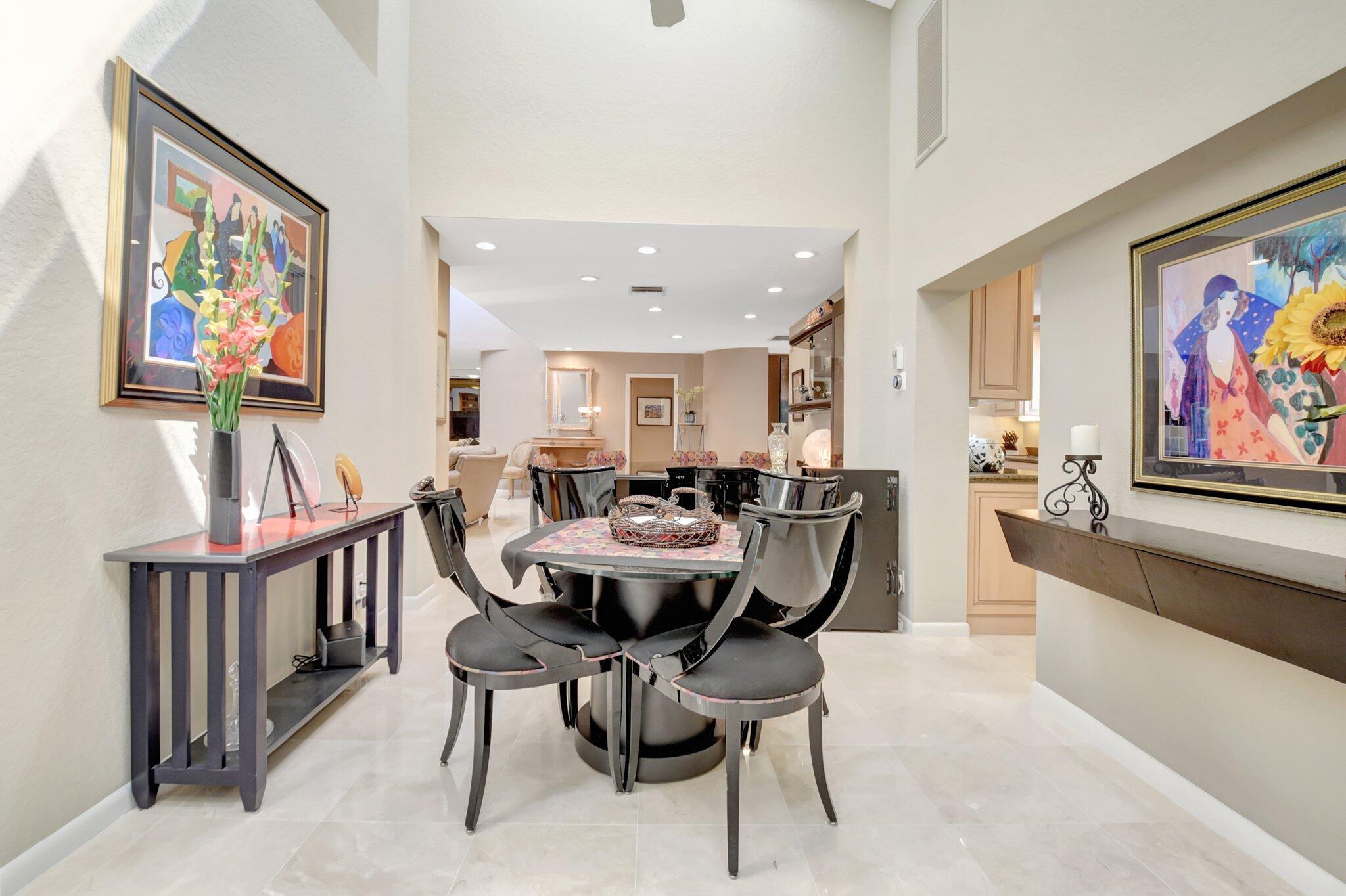 79 Hampshire Ln Boynton Beach, FL 33436