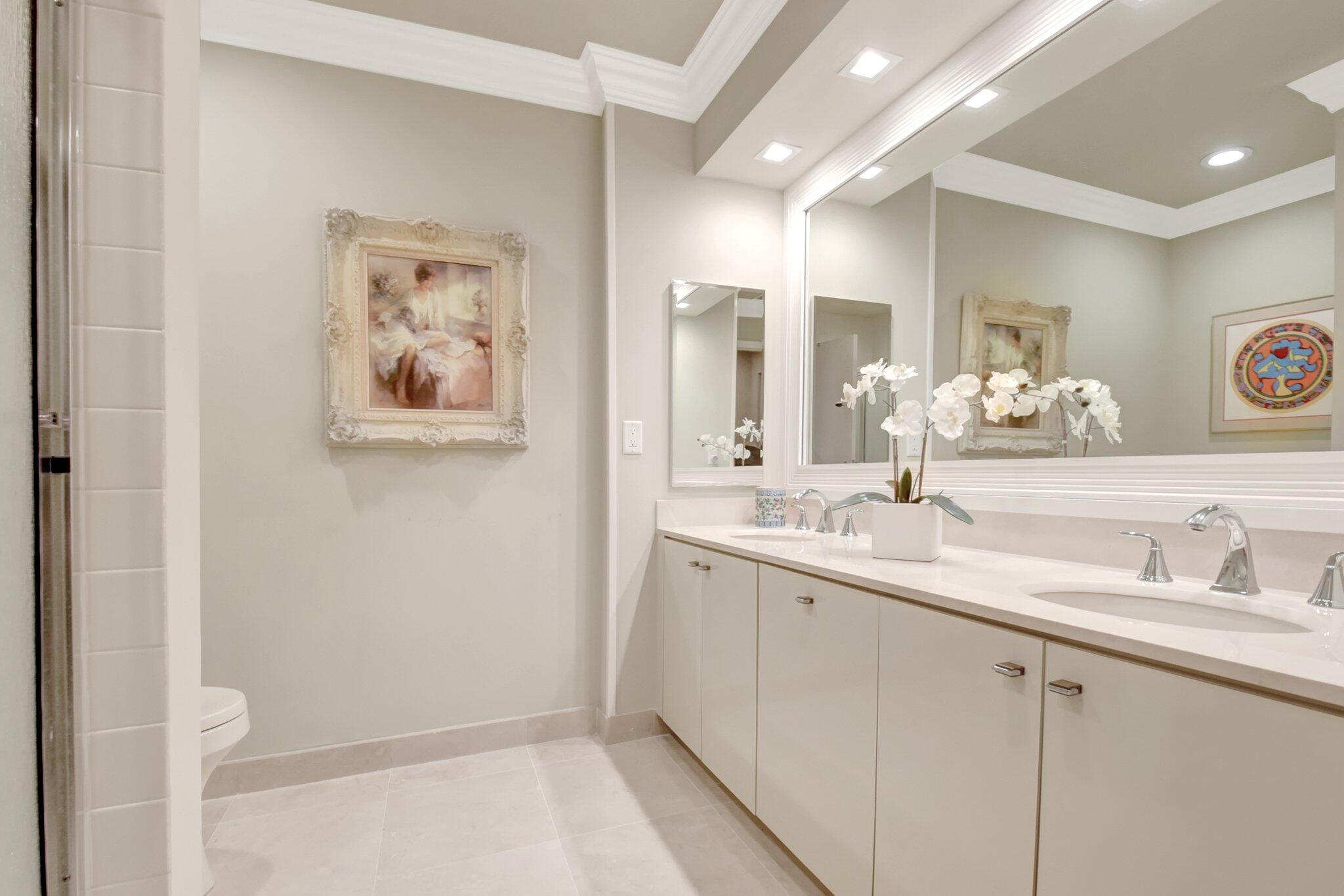 79 Hampshire Ln Boynton Beach, FL 33436