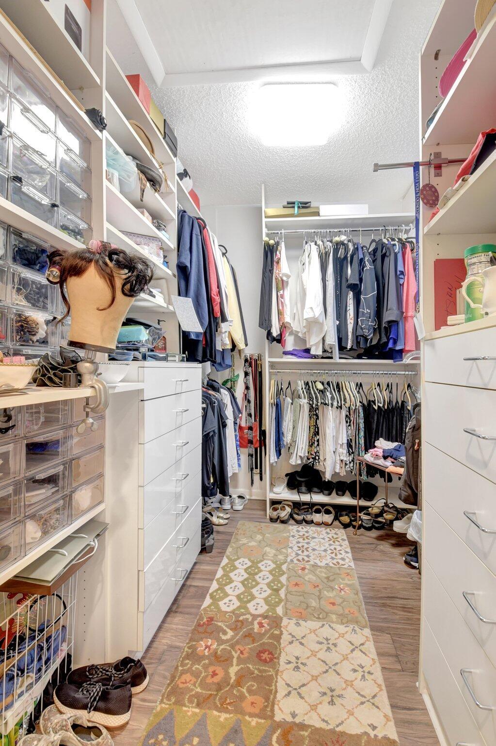 79 Hampshire Ln Boynton Beach, FL 33436