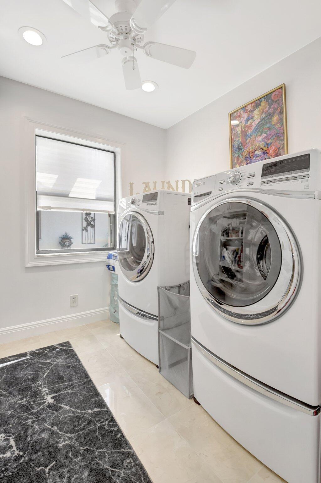 79 Hampshire Ln Boynton Beach, FL 33436