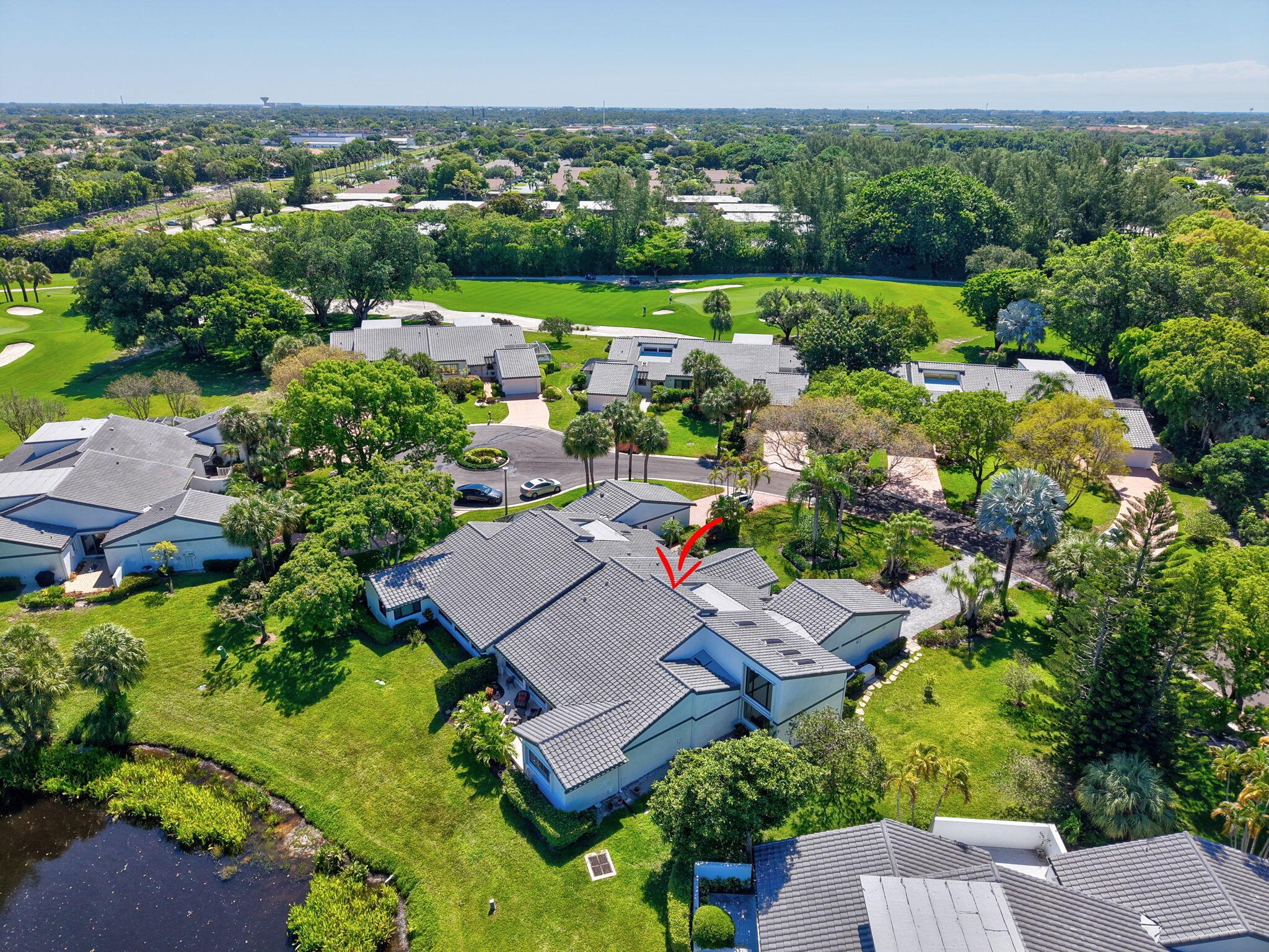 79 Hampshire Ln Boynton Beach, FL 33436