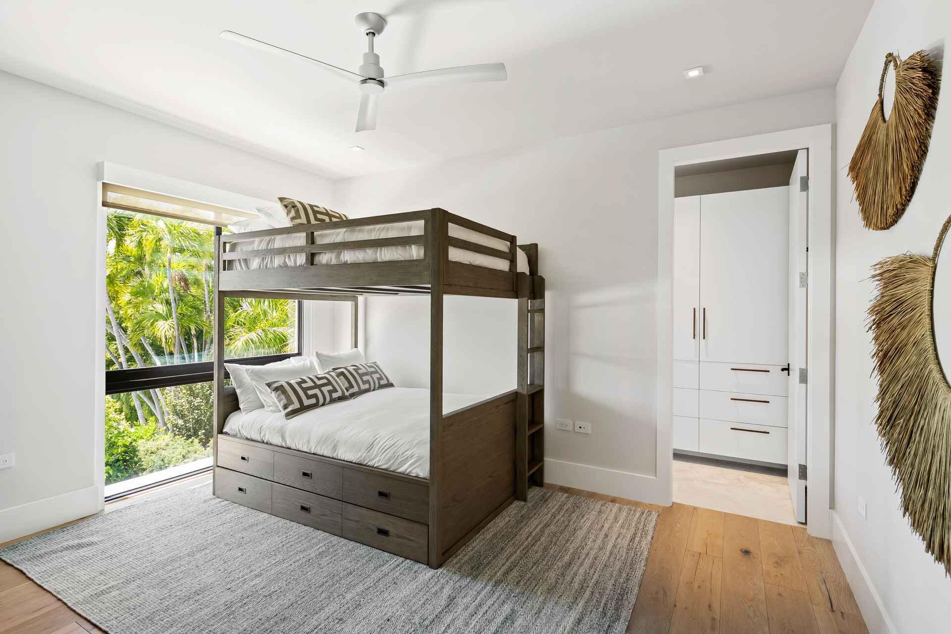 5288 Alton #2 Miami Beach, FL 33140