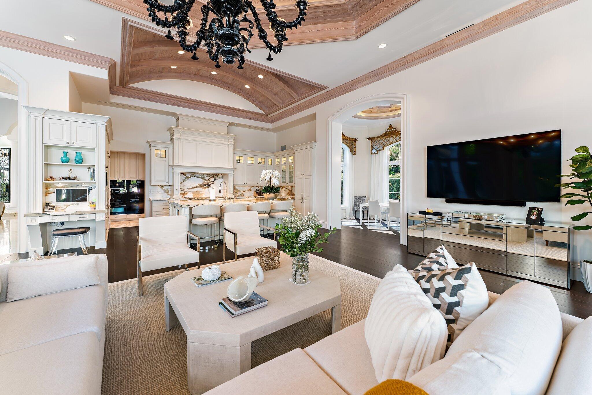 372 Regatta Jupiter, FL 33477