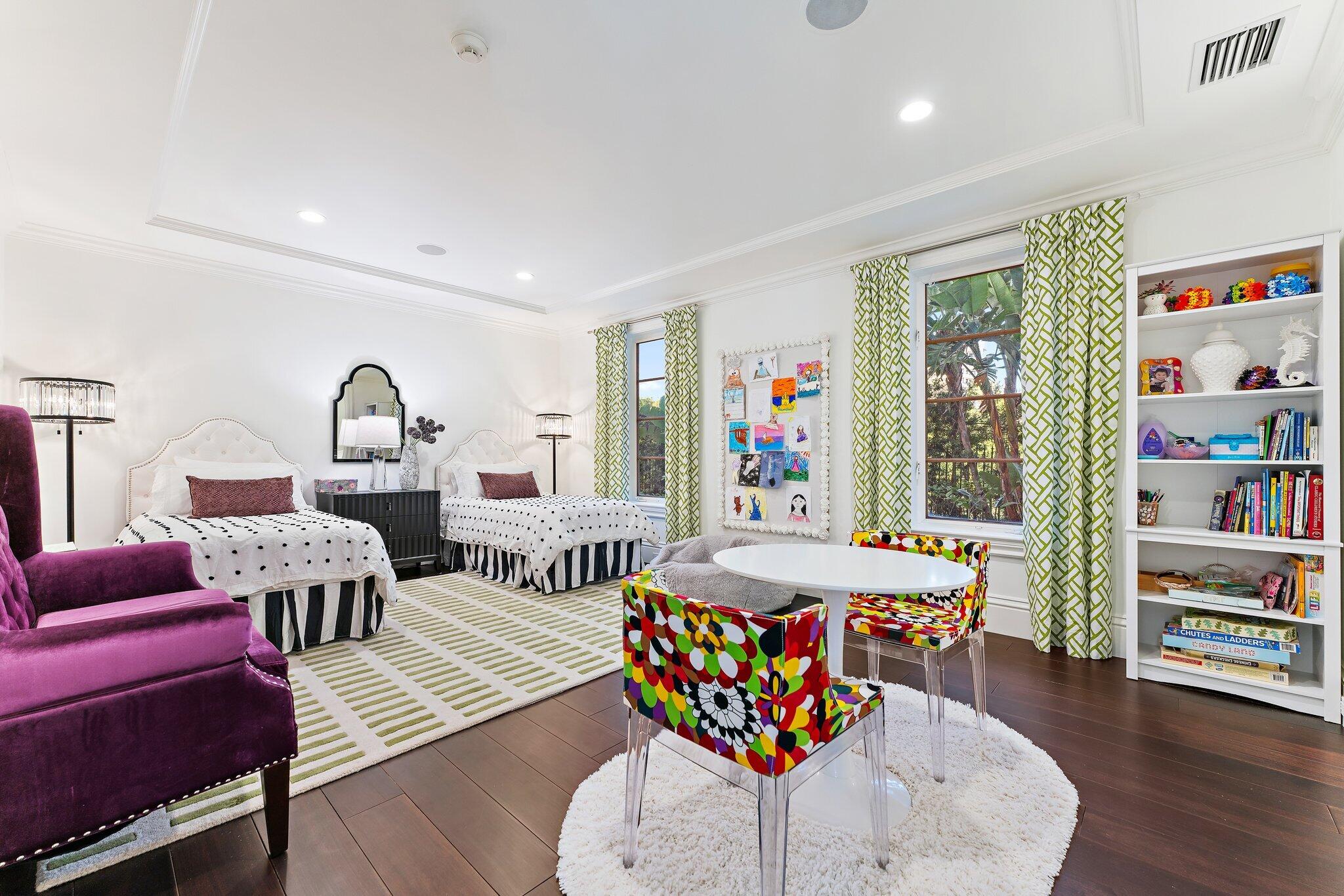 372 Regatta Jupiter, FL 33477