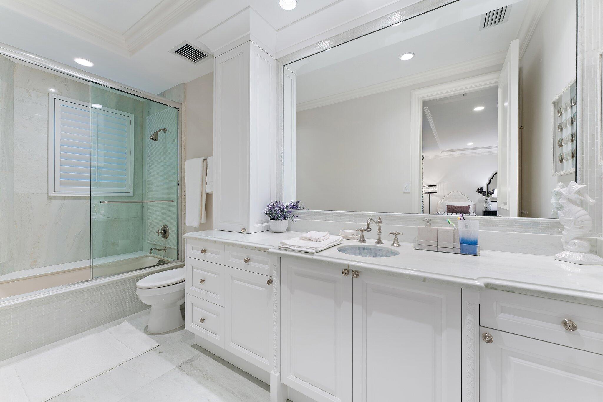 372 Regatta Jupiter, FL 33477