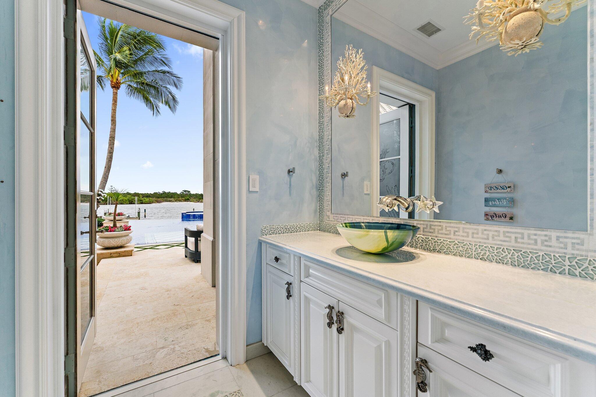 372 Regatta Jupiter, FL 33477