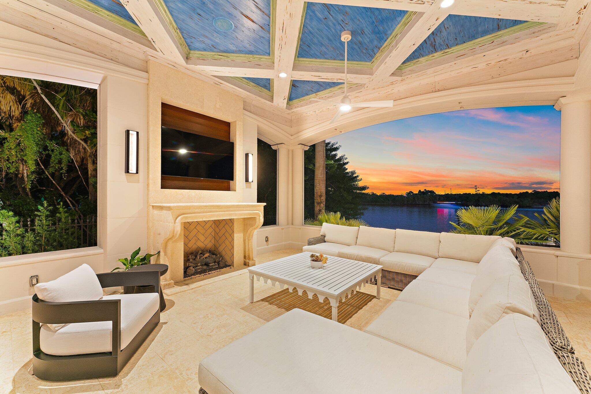 372 Regatta Jupiter, FL 33477