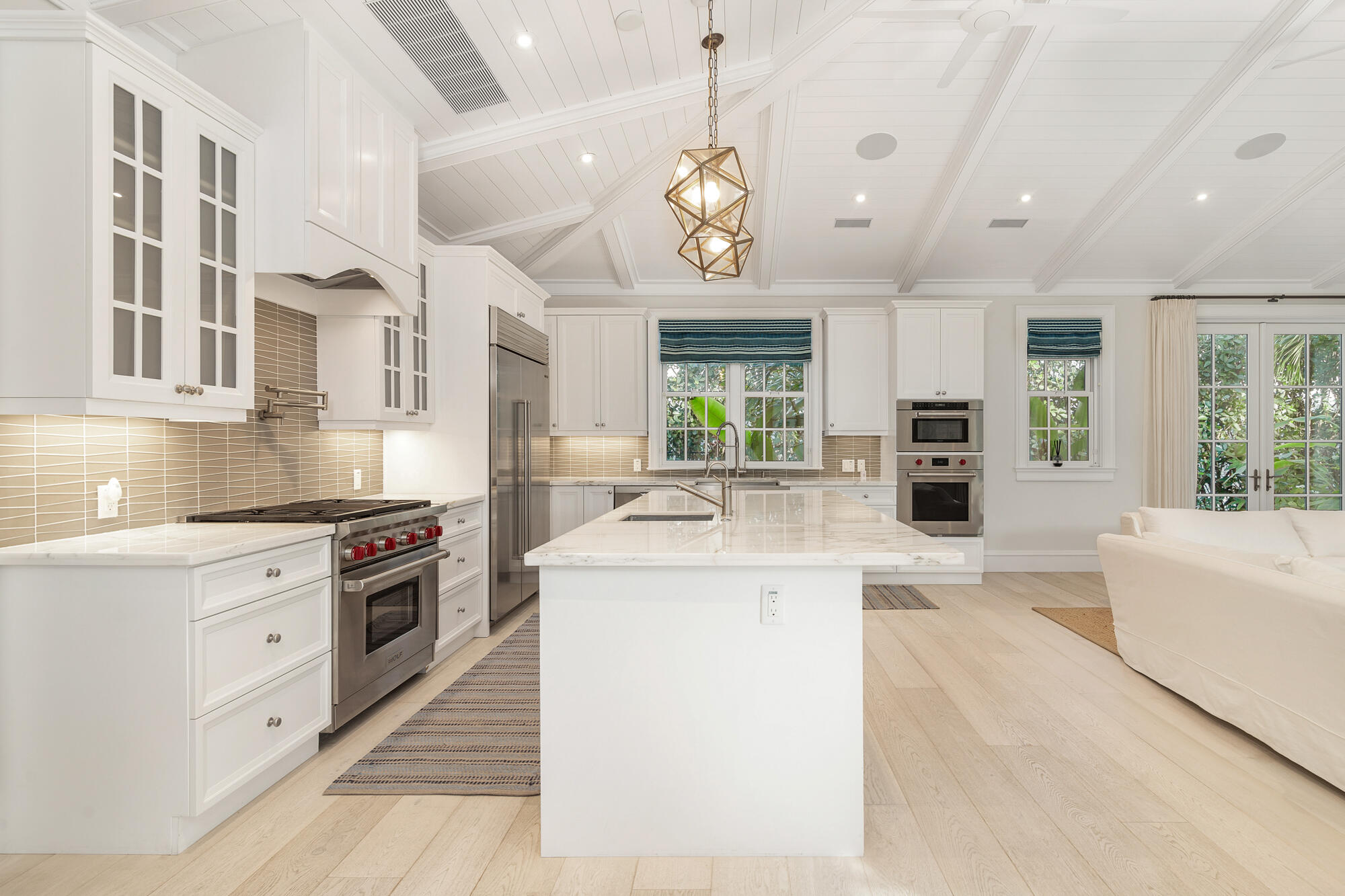 216 Sandpiper Palm Beach, FL 33480