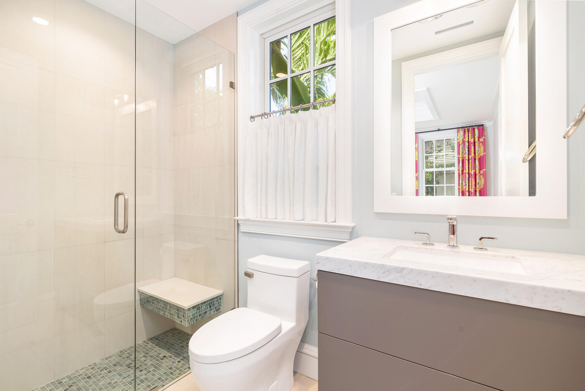 216 Sandpiper Palm Beach, FL 33480