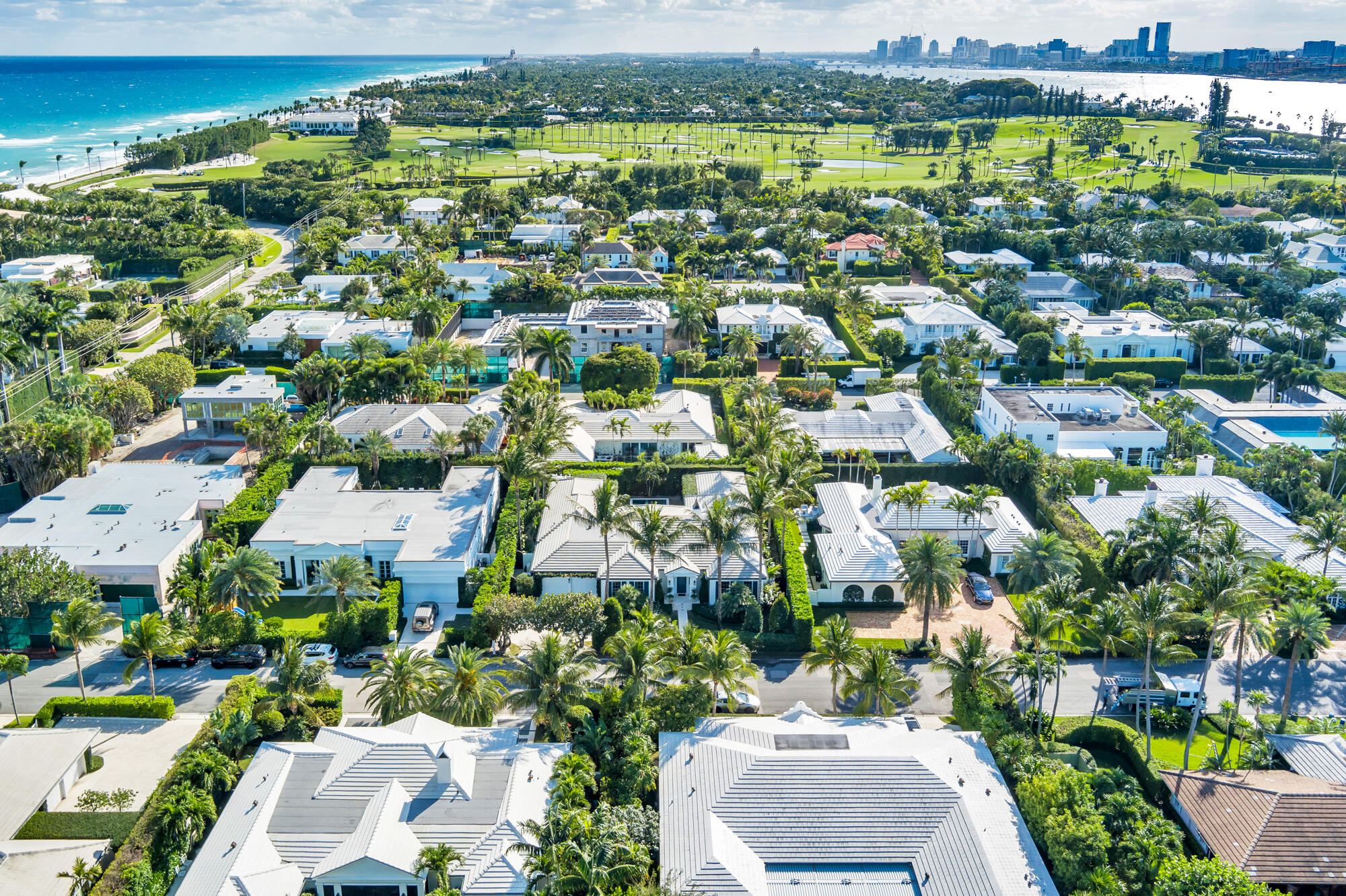 216 Sandpiper Palm Beach, FL 33480