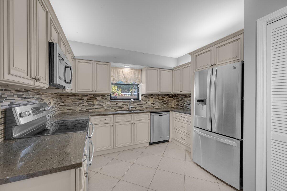 300 N Highway A1a #105j