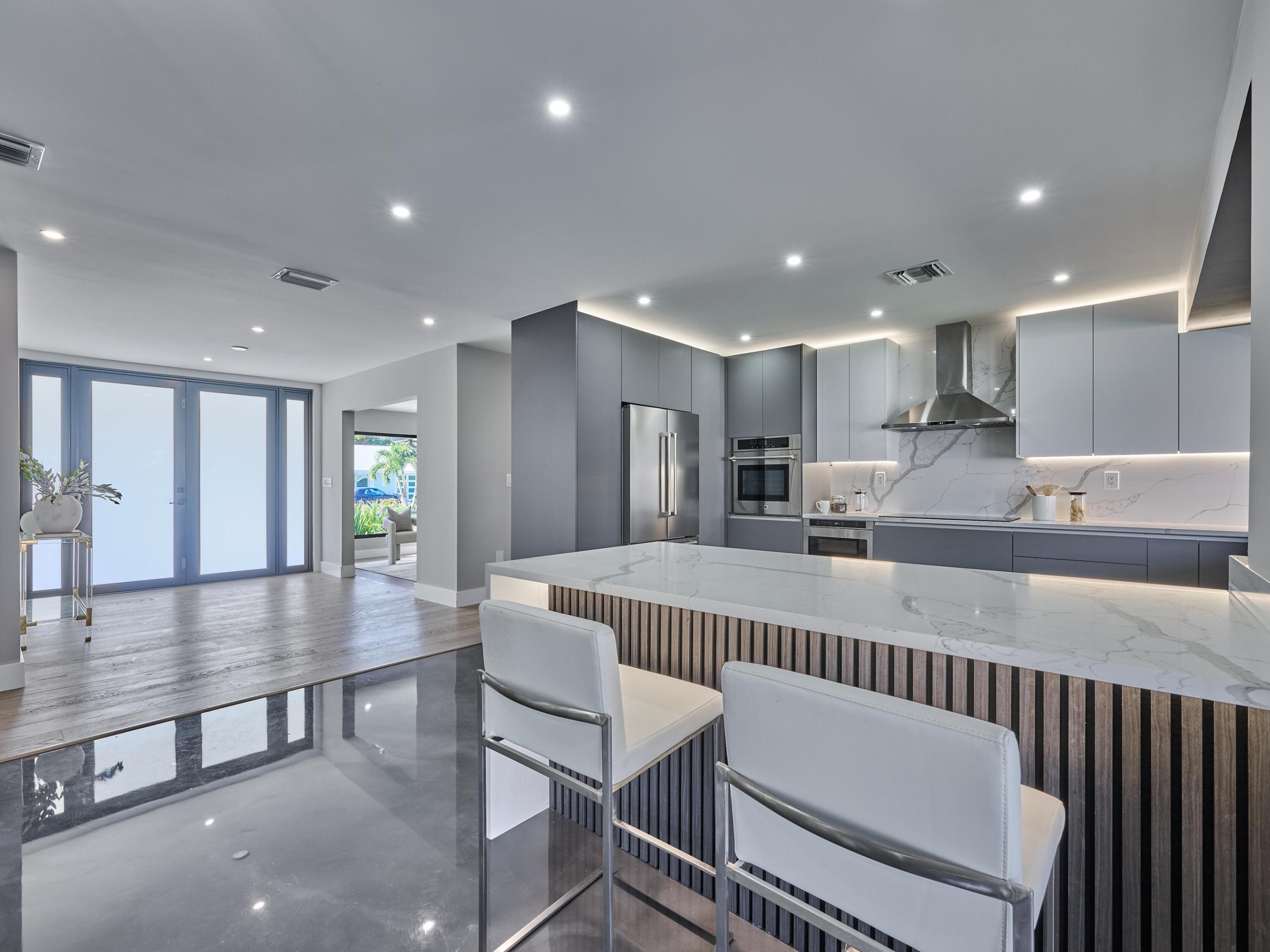 1170 Fairview Singer Island, FL 33404