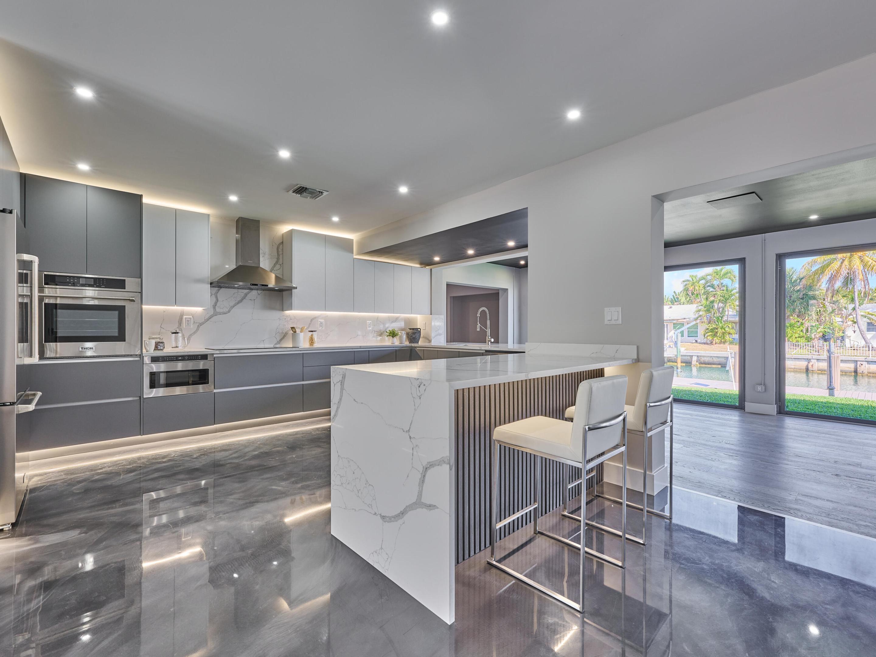 1170 Fairview Singer Island, FL 33404