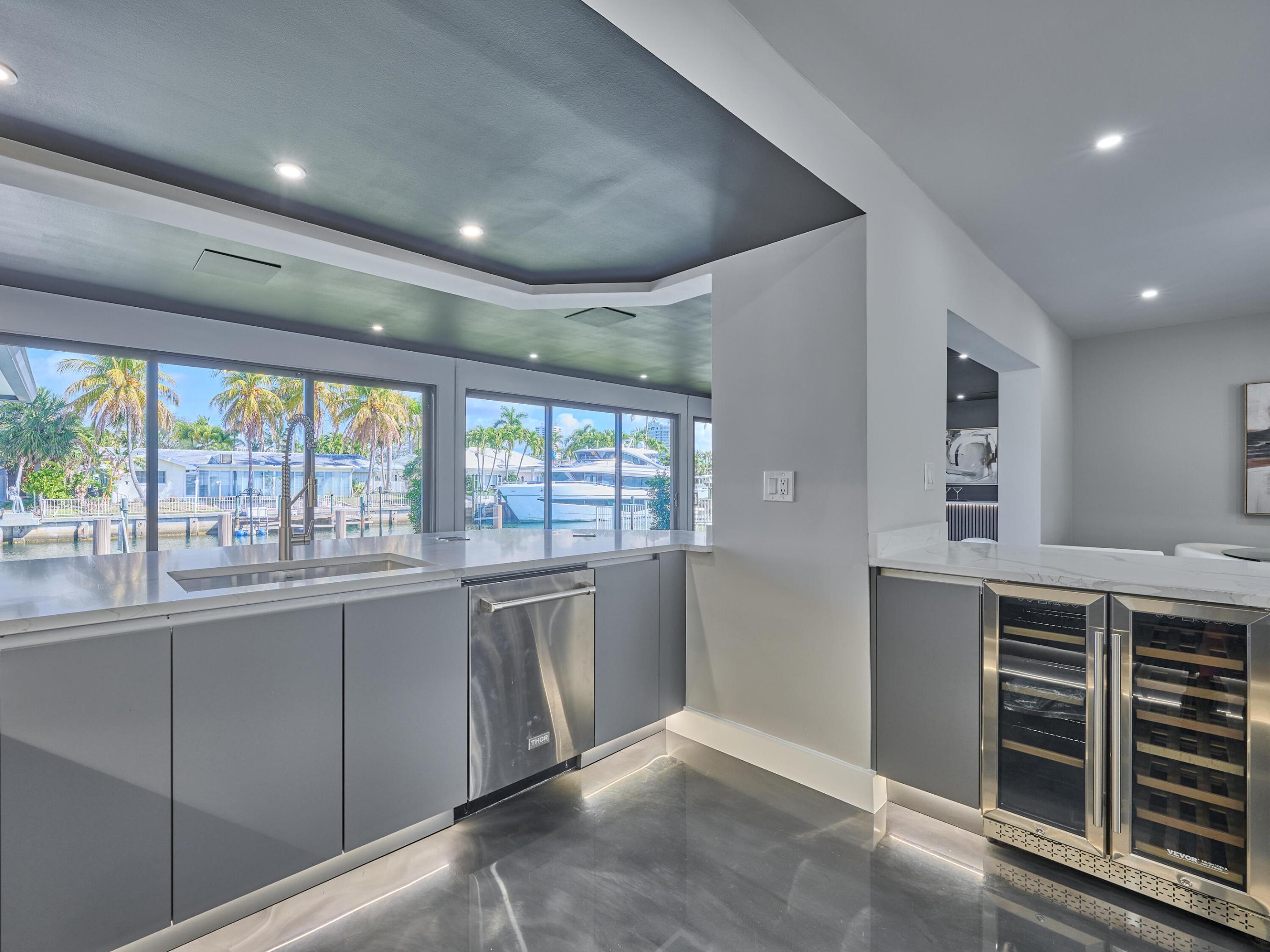 1170 Fairview Singer Island, FL 33404