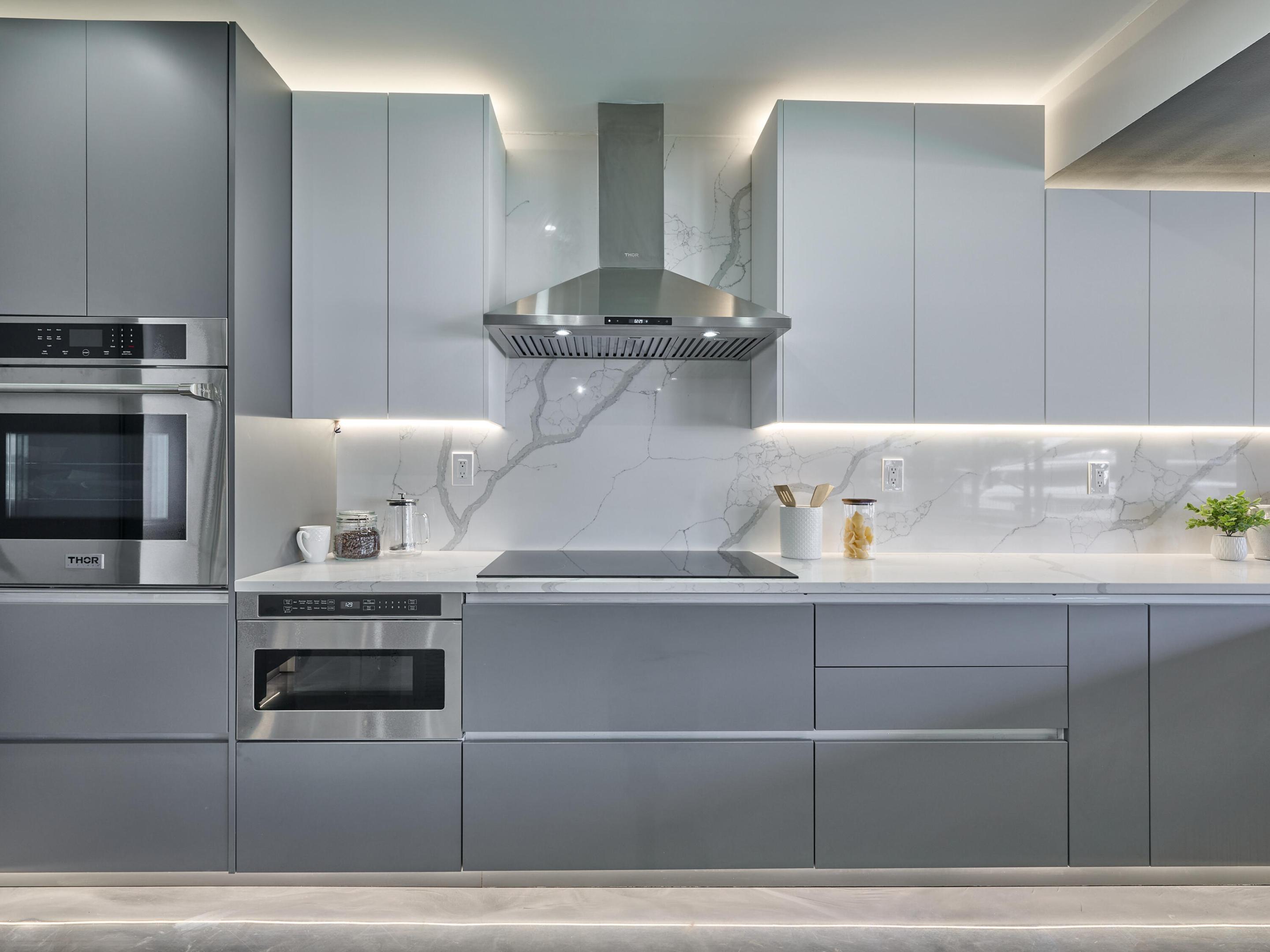 1170 Fairview Singer Island, FL 33404