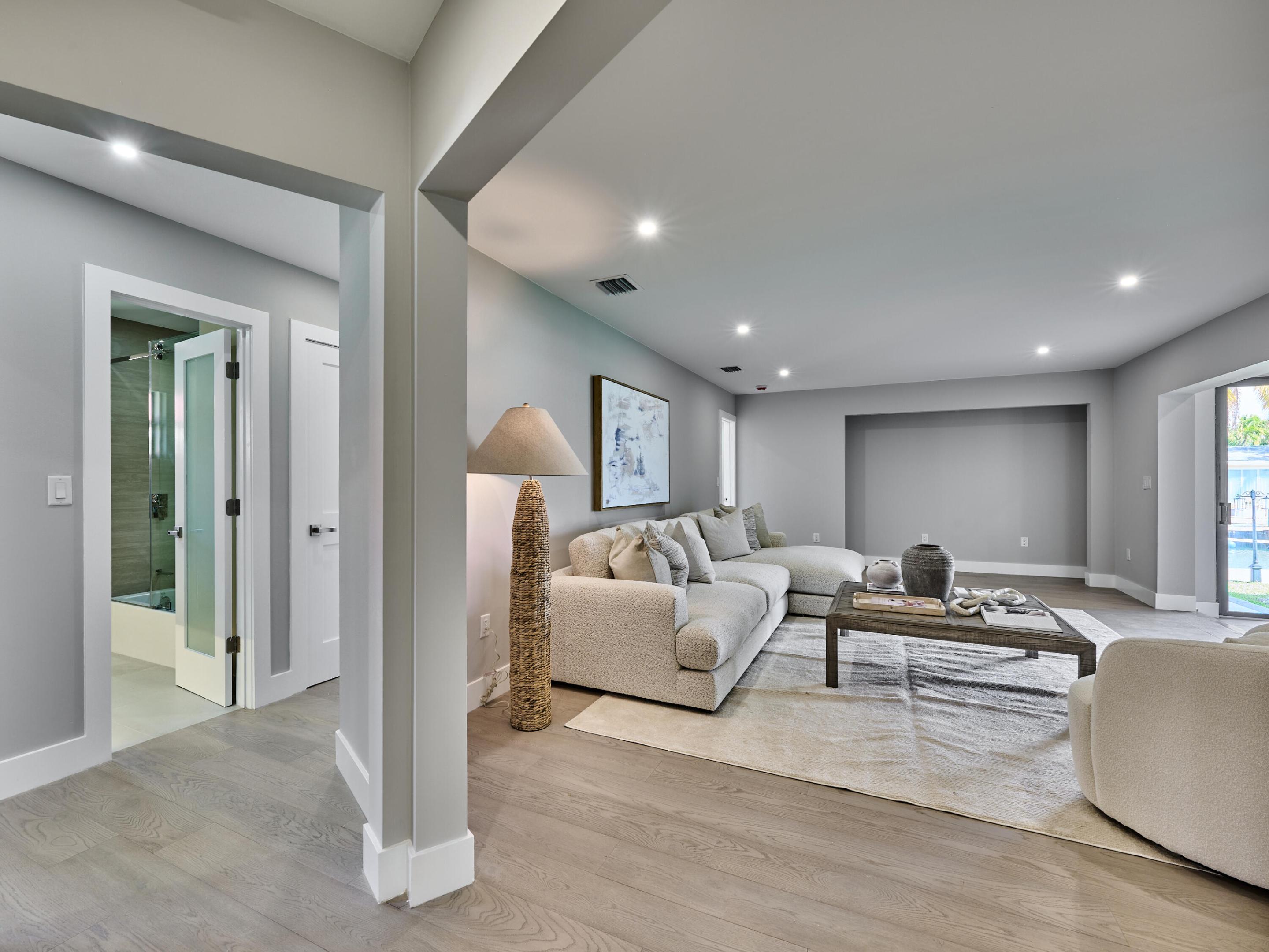 1170 Fairview Singer Island, FL 33404