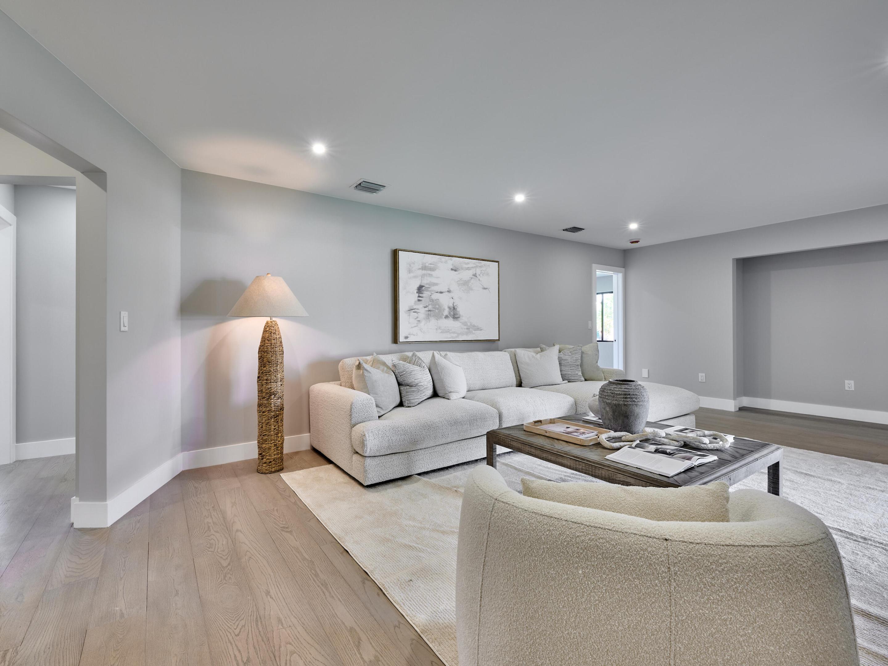 1170 Fairview Singer Island, FL 33404