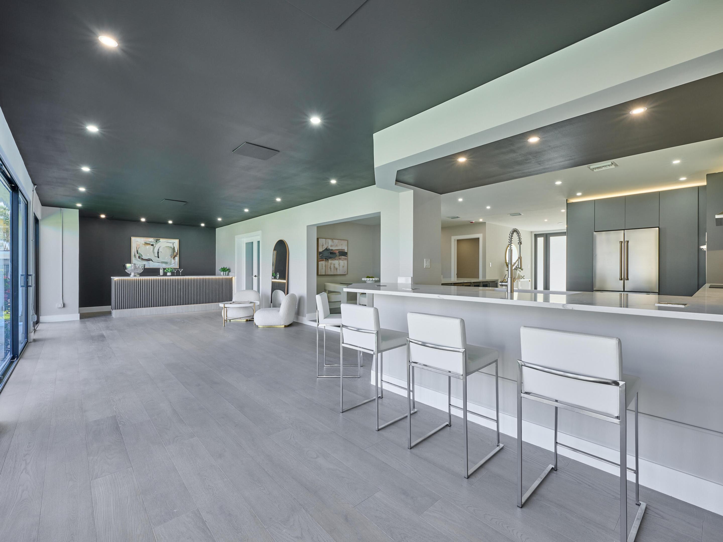 1170 Fairview Singer Island, FL 33404