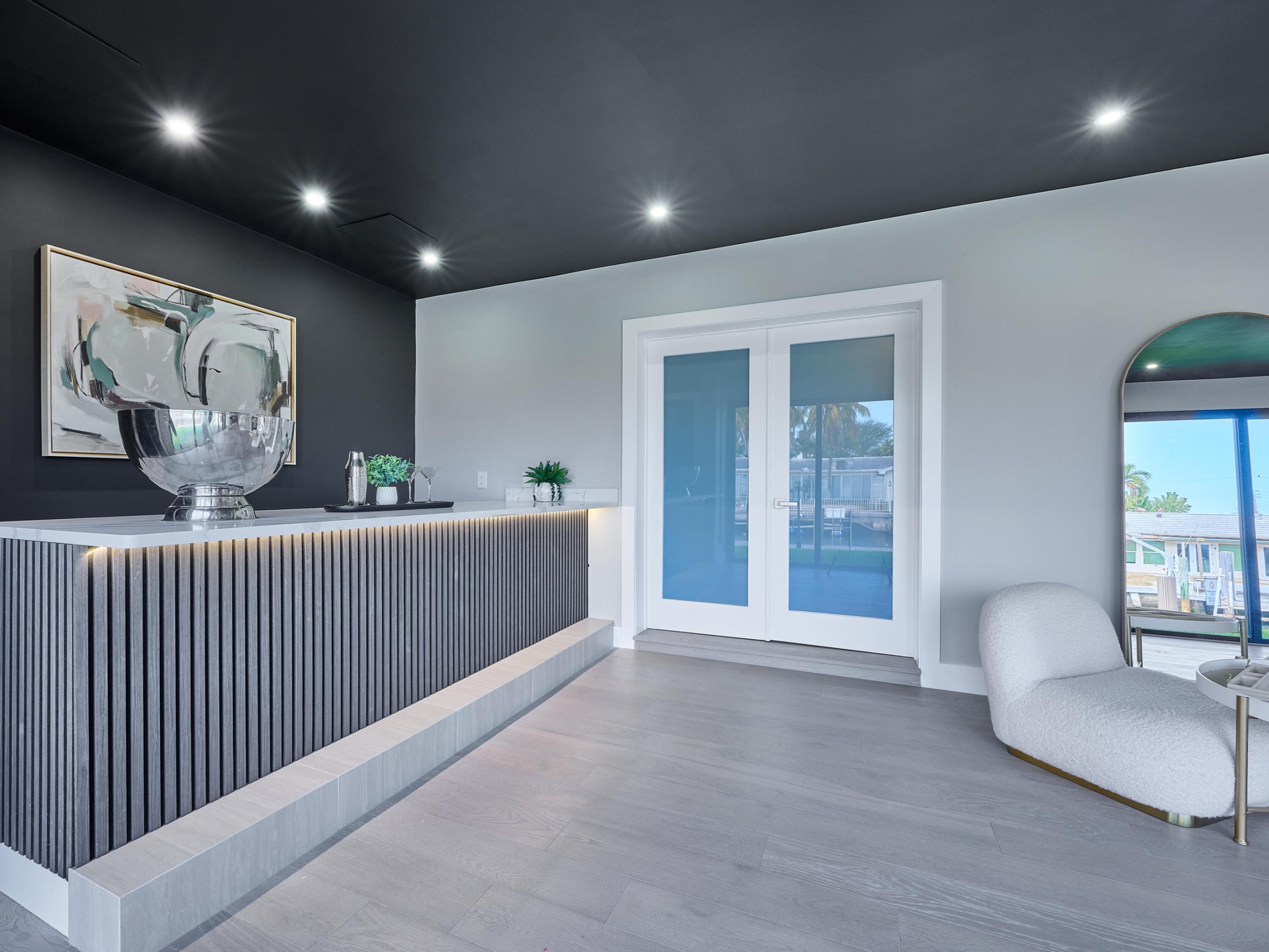 1170 Fairview Singer Island, FL 33404