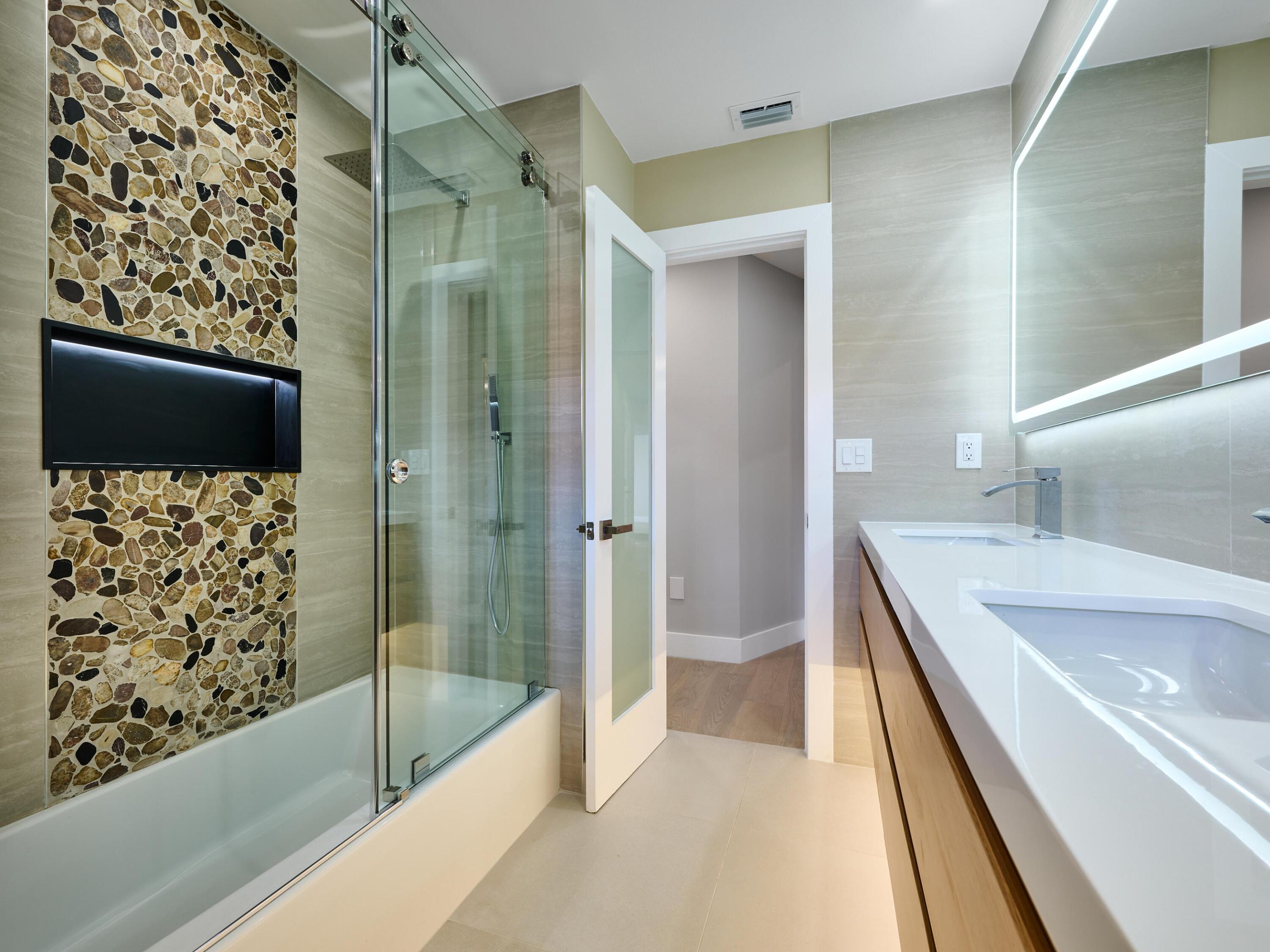 1170 Fairview Singer Island, FL 33404