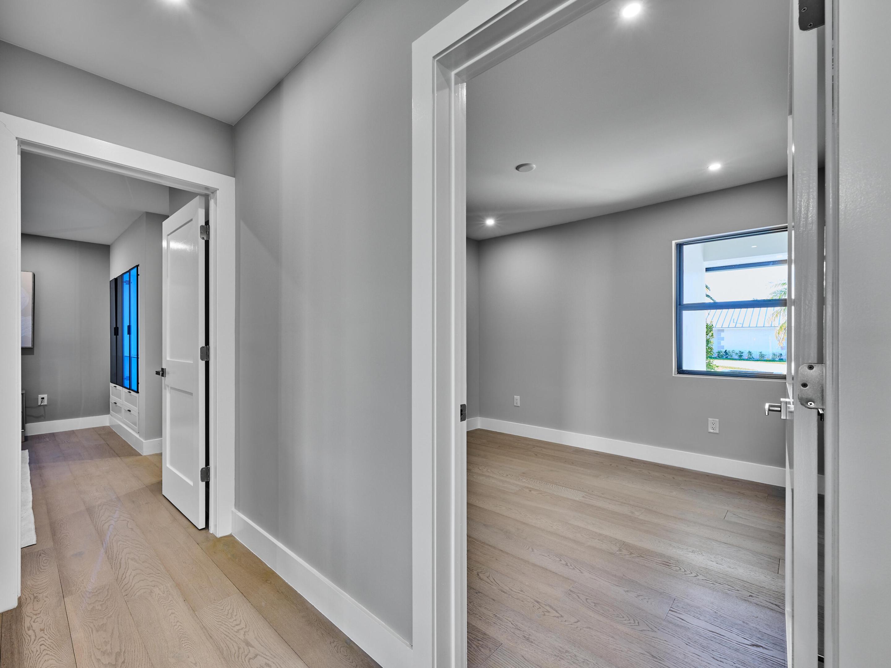 1170 Fairview Singer Island, FL 33404