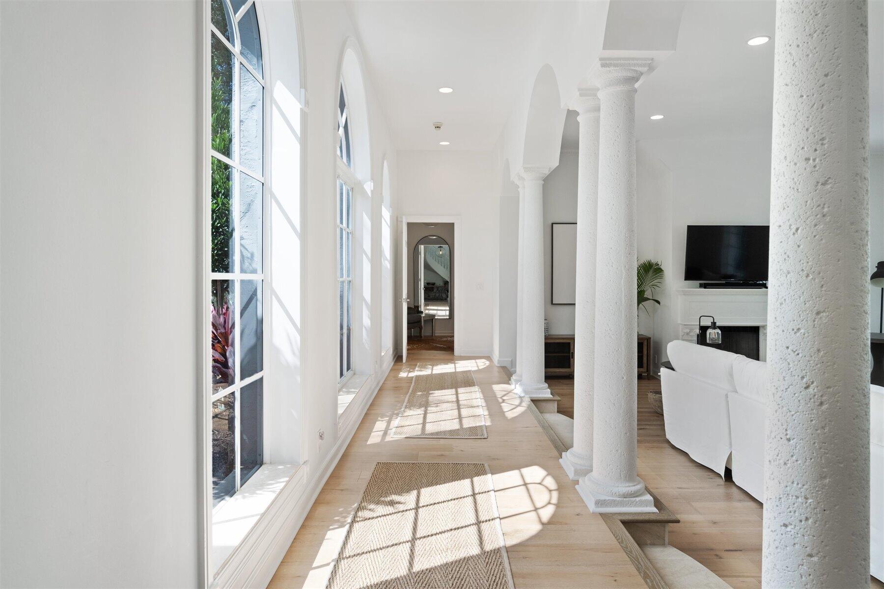 2377 Golf Brk Wellington, FL 33414