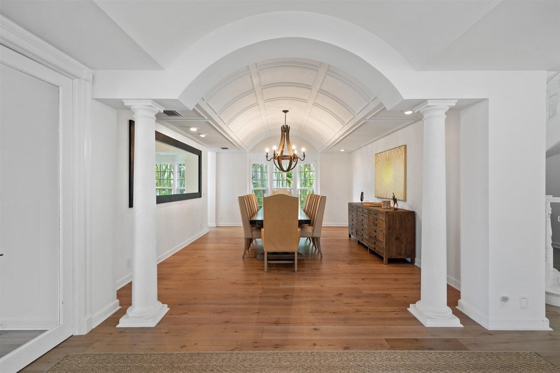 2377 Golf Brk Wellington, FL 33414