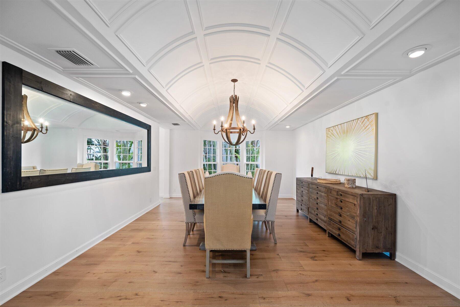 2377 Golf Brk Wellington, FL 33414