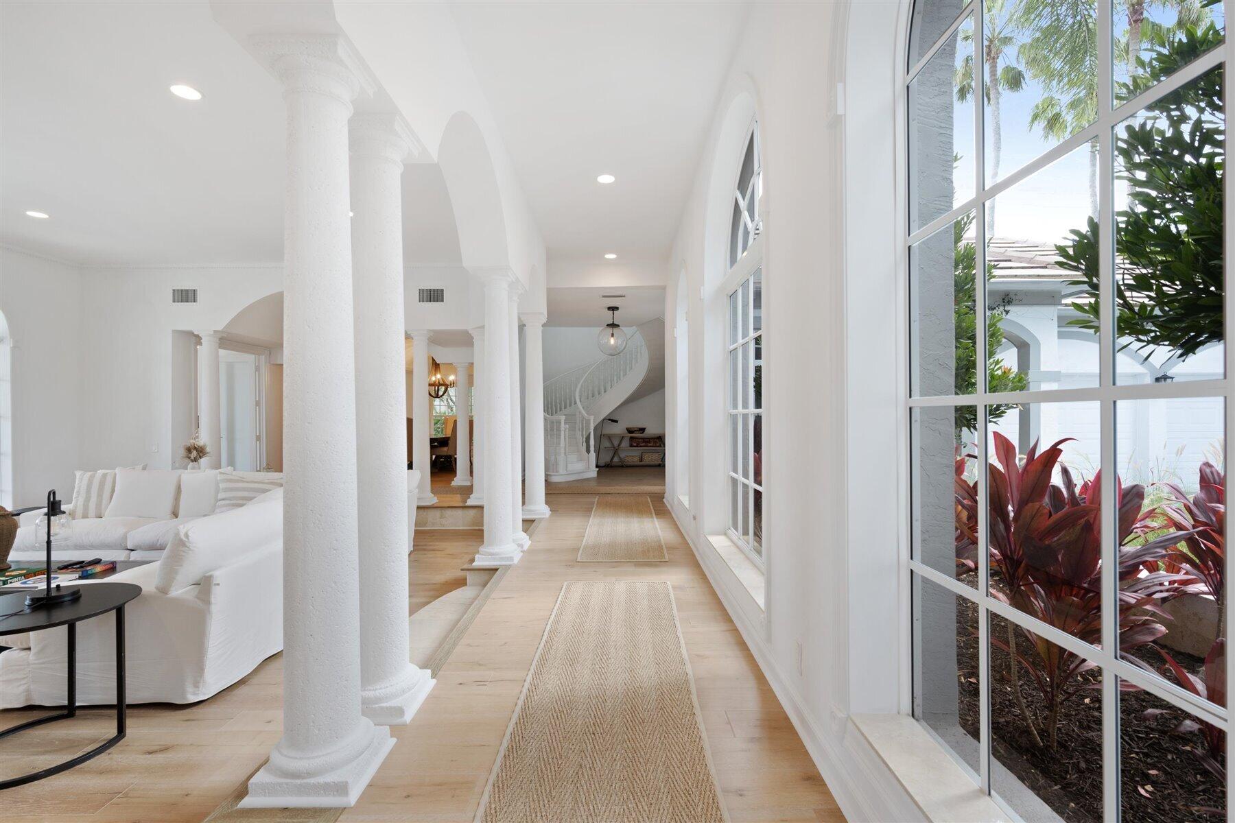 2377 Golf Brk Wellington, FL 33414