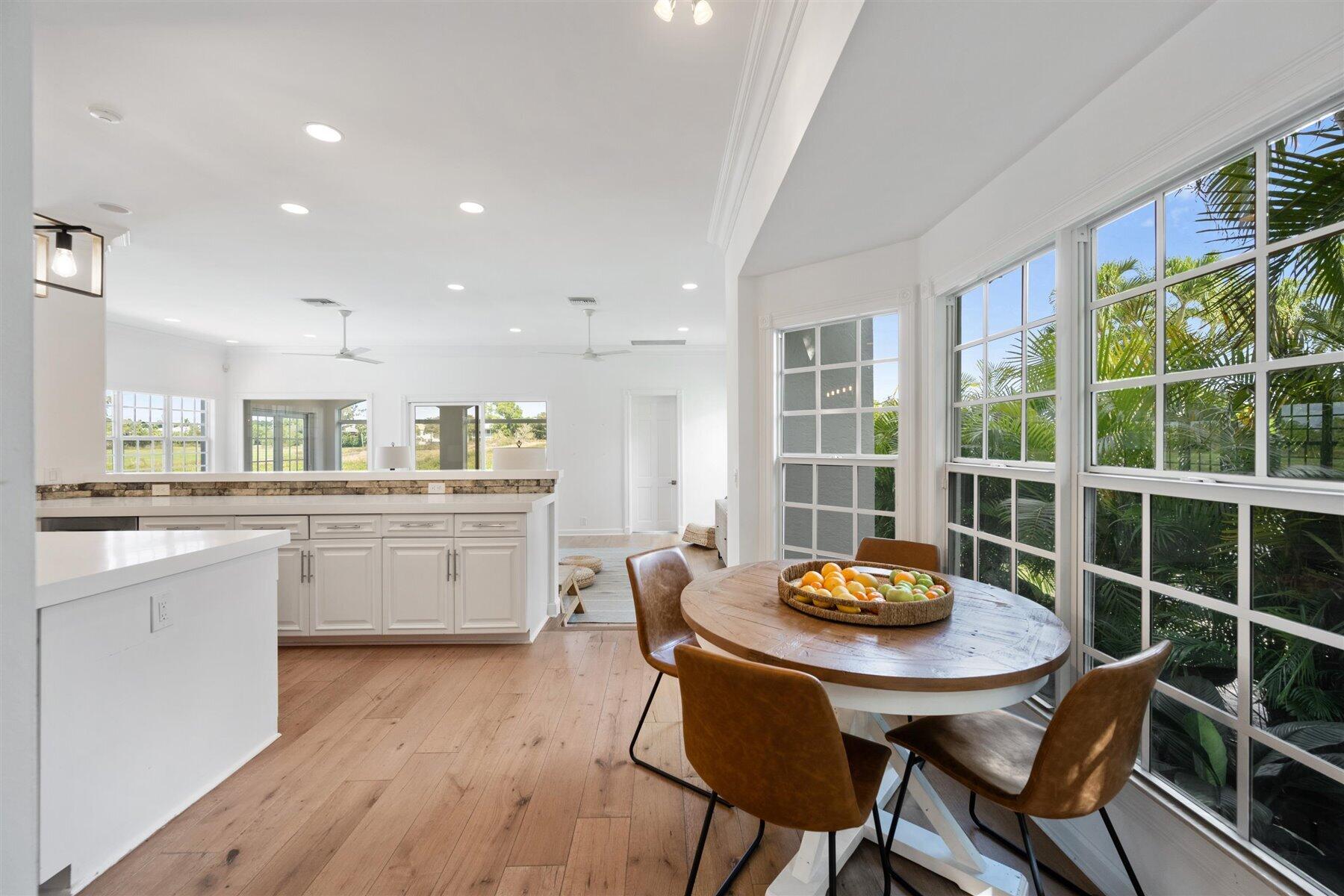 2377 Golf Brk Wellington, FL 33414