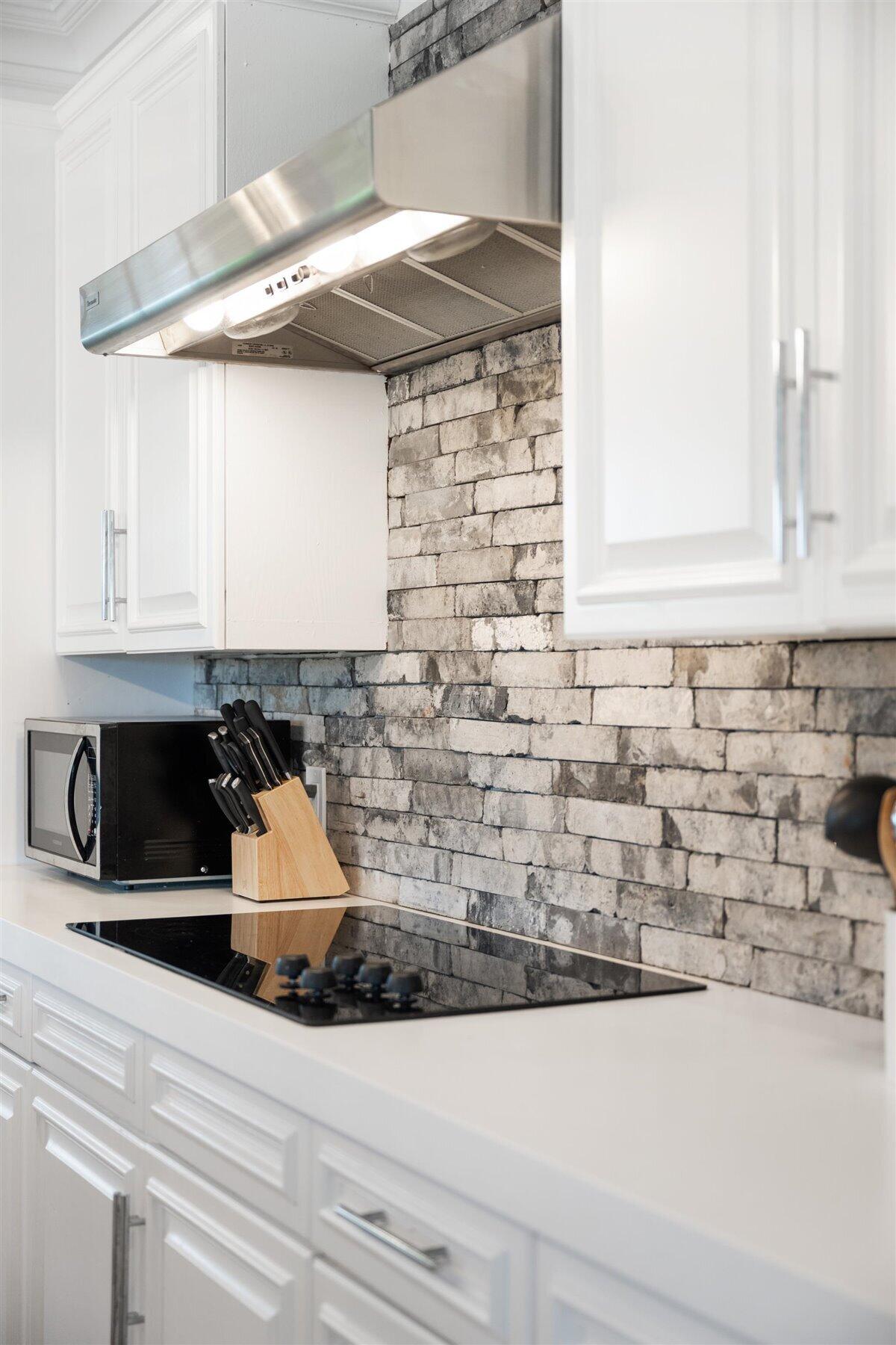 2377 Golf Brk Wellington, FL 33414