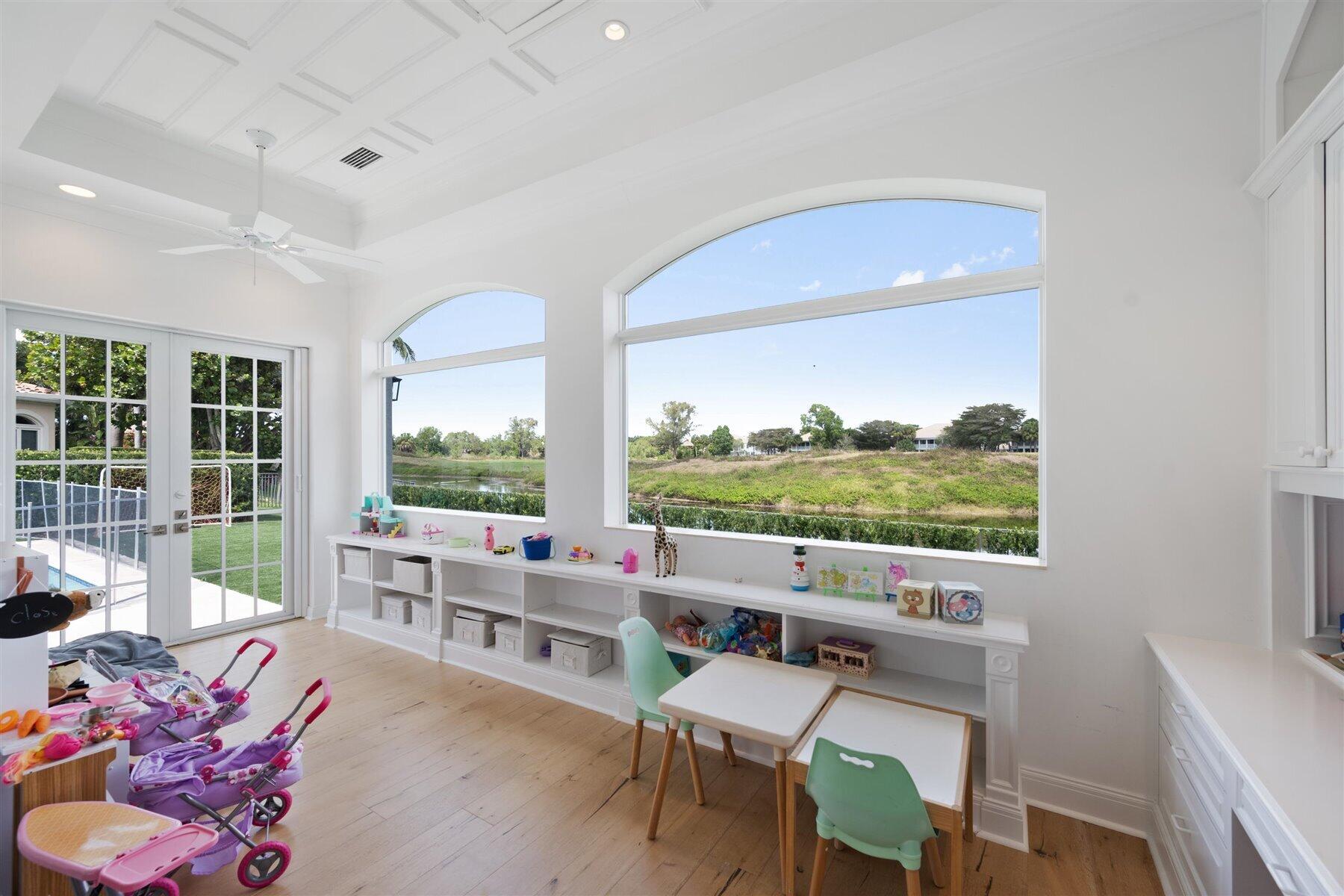 2377 Golf Brk Wellington, FL 33414