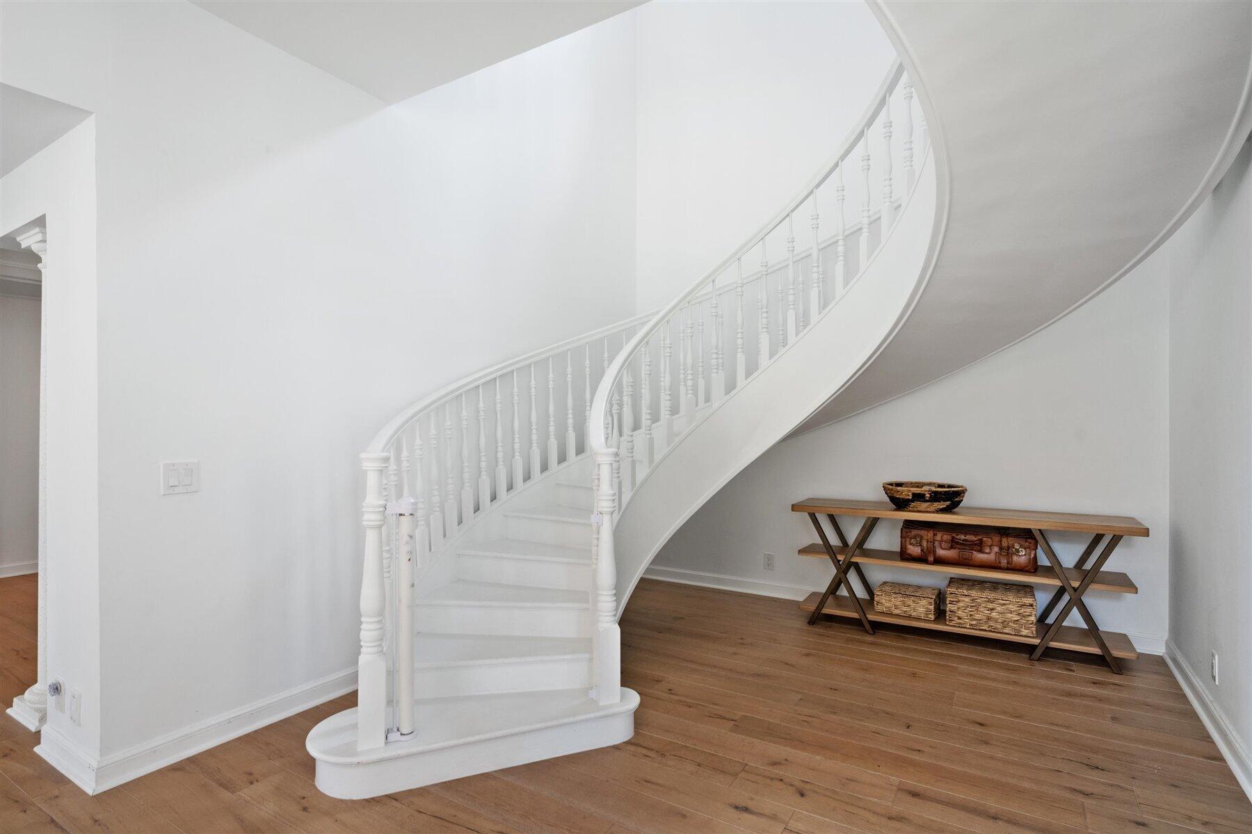 2377 Golf Brk Wellington, FL 33414