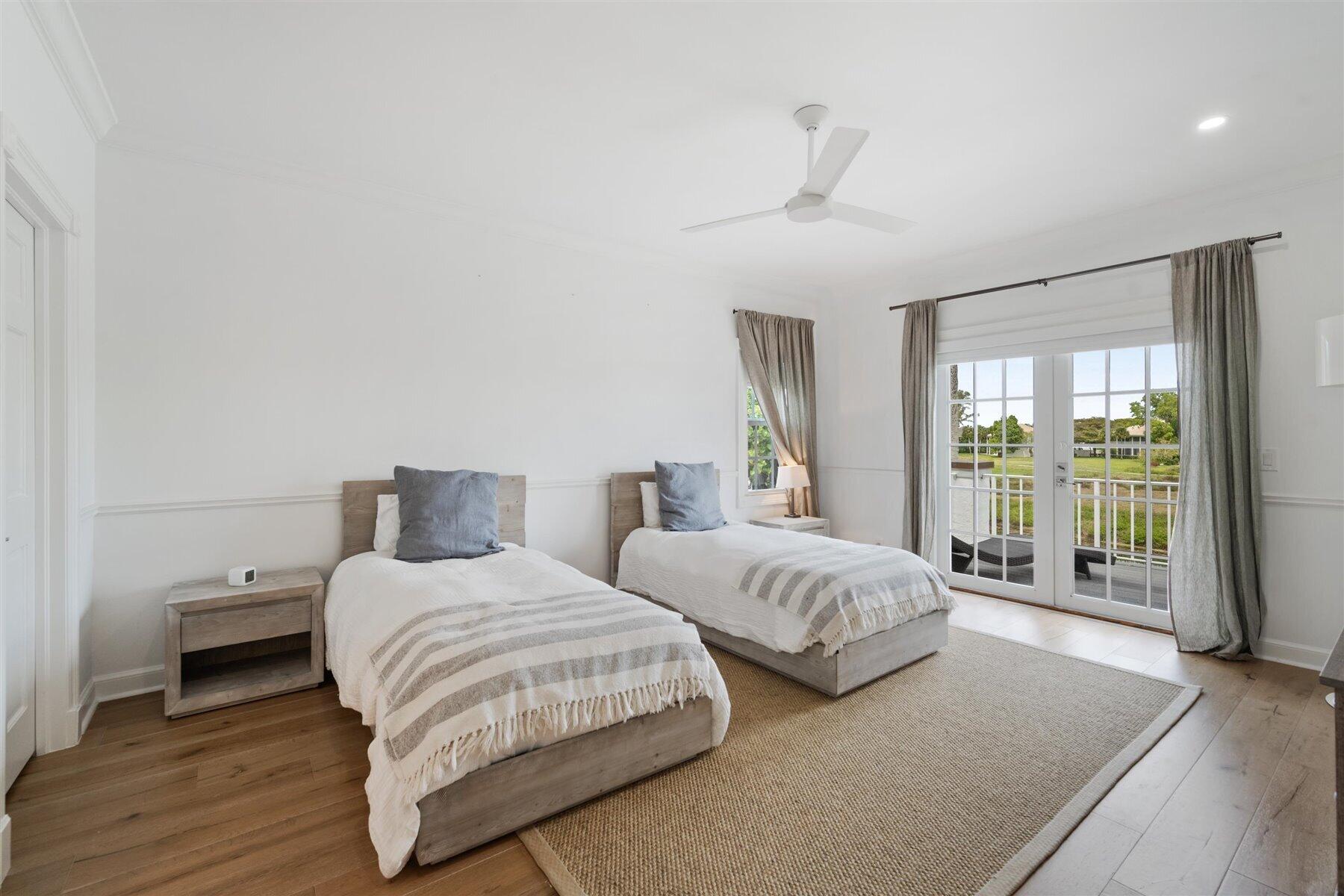 2377 Golf Brk Wellington, FL 33414