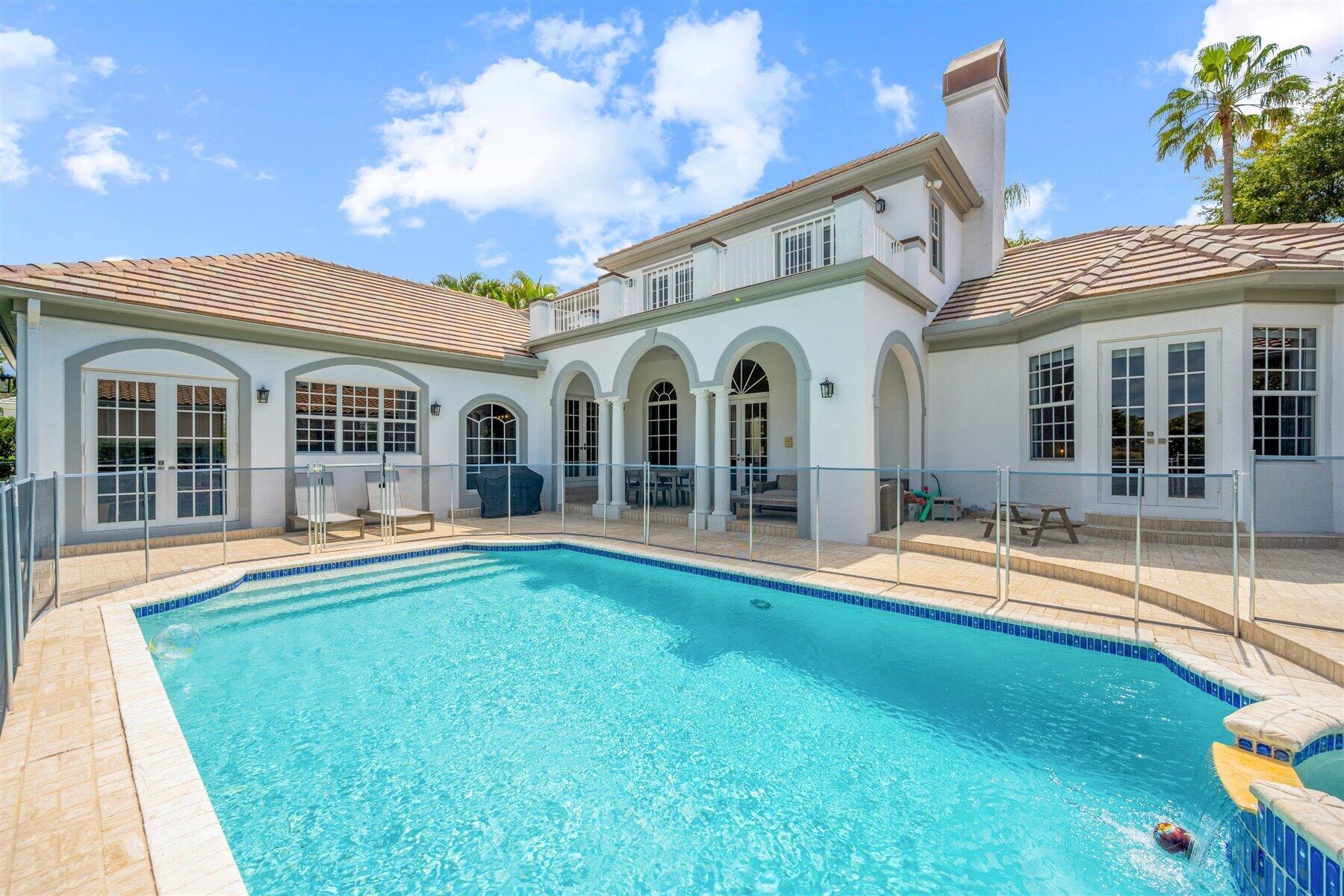 2377 Golf Brk Wellington, FL 33414