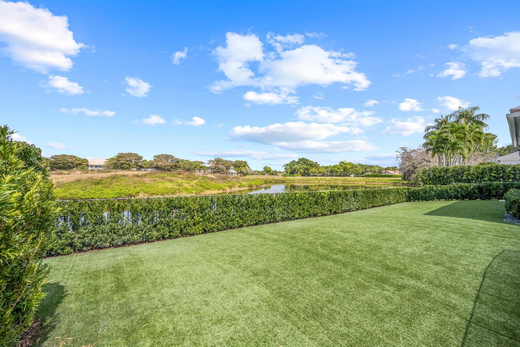 2377 Golf Brk Wellington, FL 33414