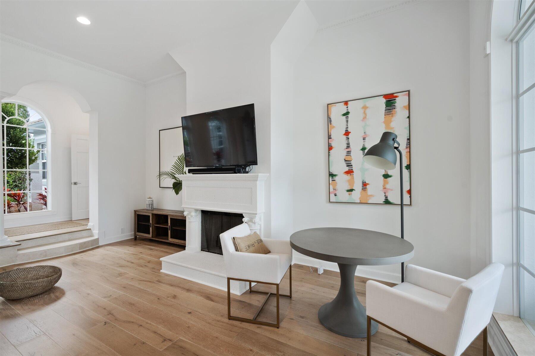 2377 Golf Brk Wellington, FL 33414