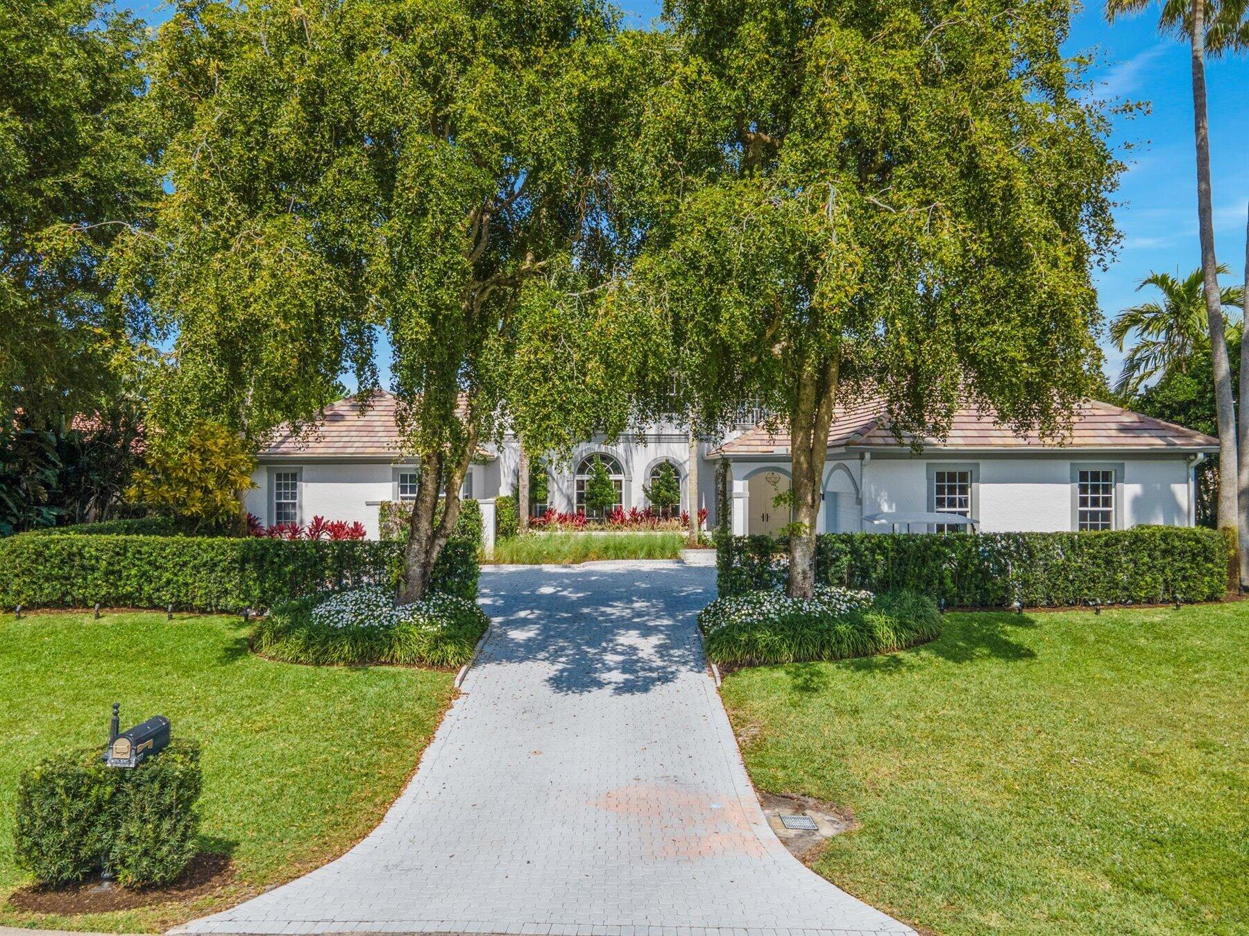 2377 Golf Brk Wellington, FL 33414