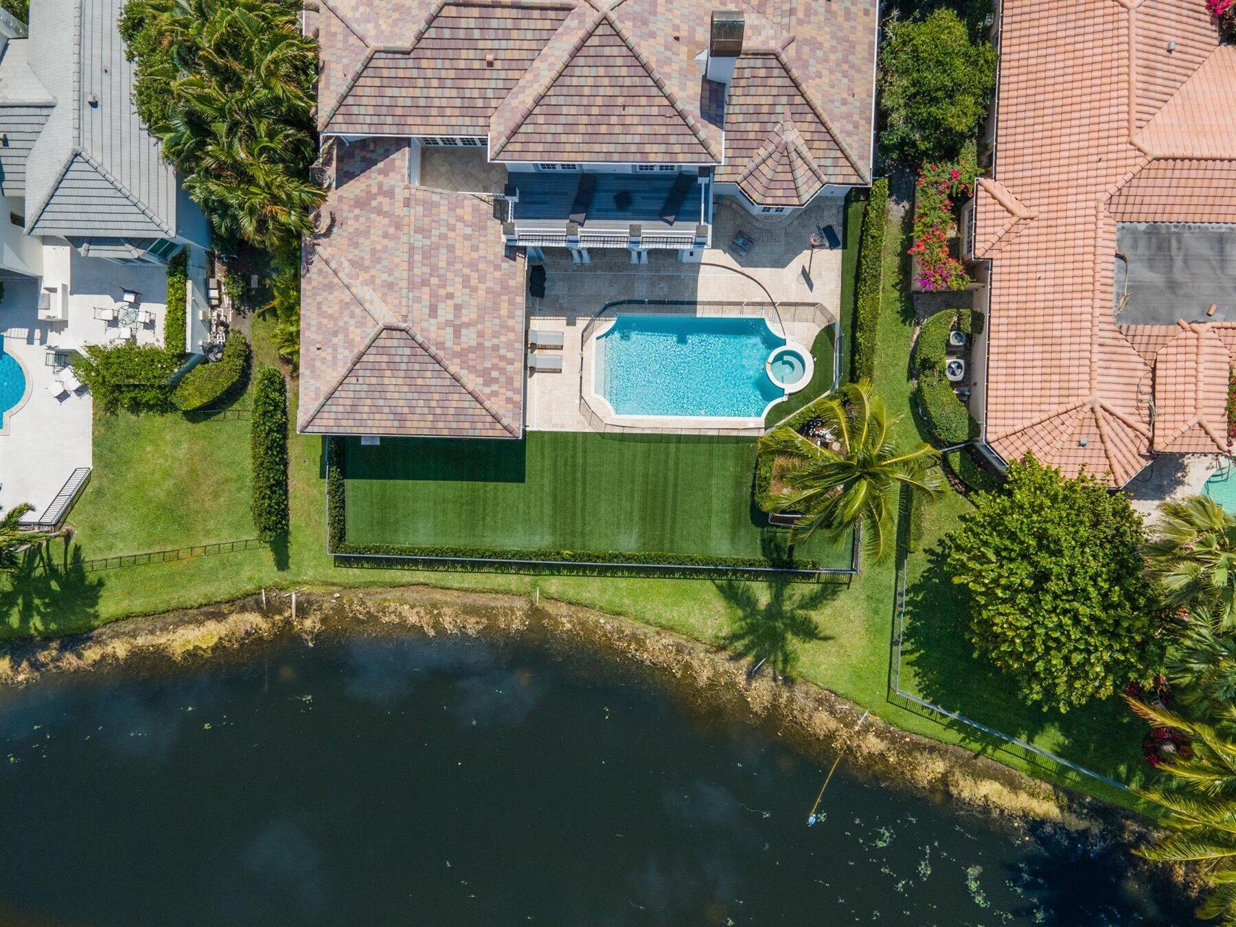 2377 Golf Brk Wellington, FL 33414