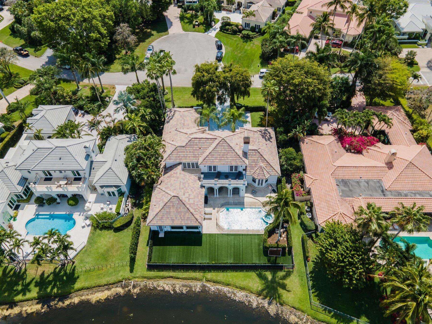 2377 Golf Brk Wellington, FL 33414