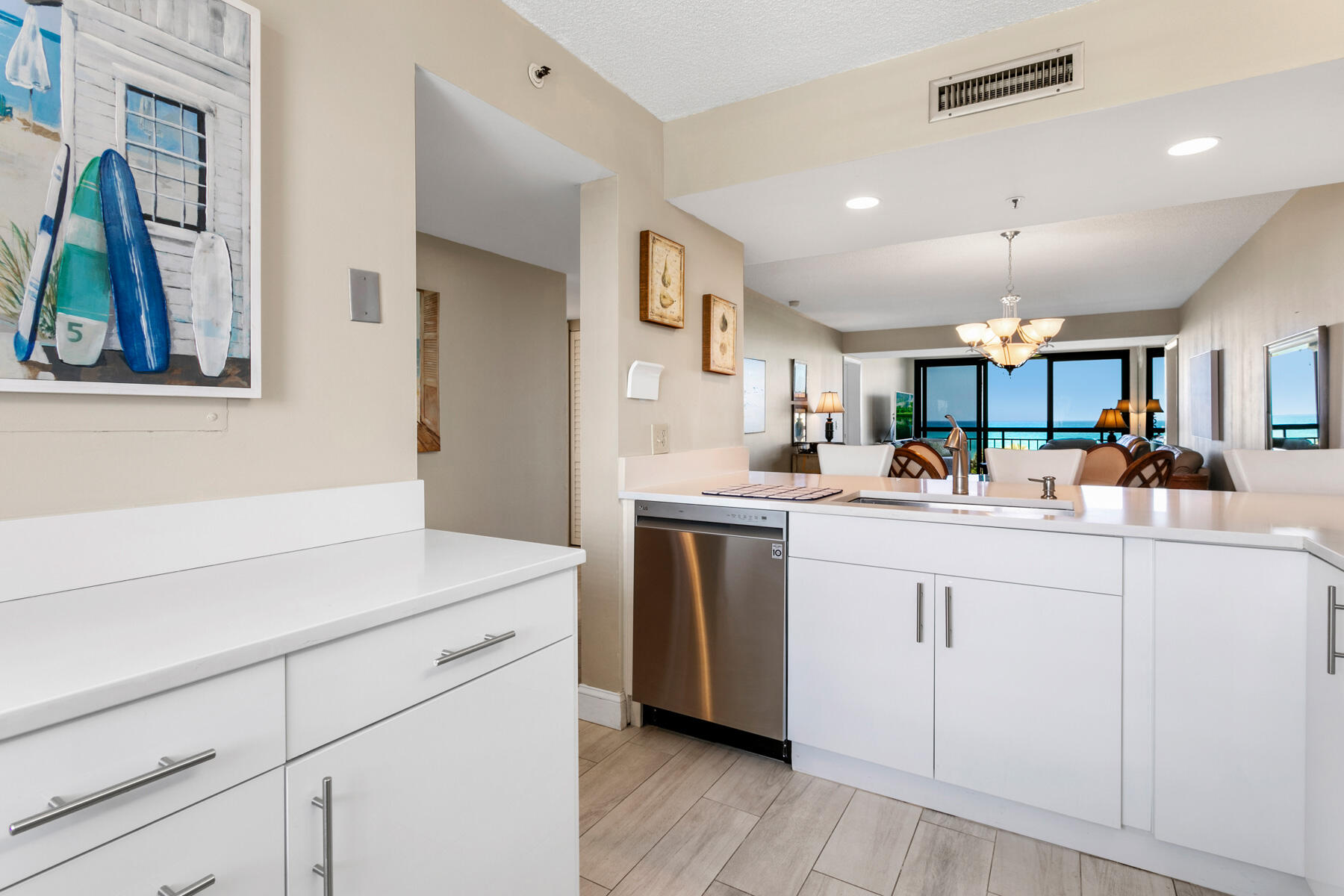 701 S Seas #405 Jupiter, FL 33477