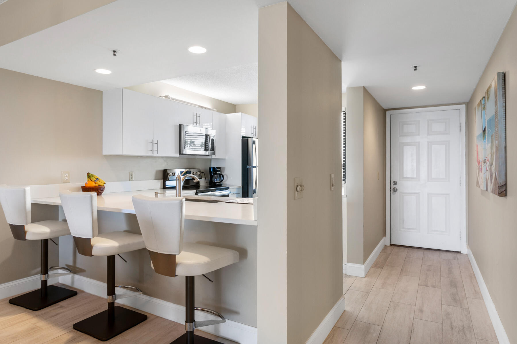 701 S Seas #405 Jupiter, FL 33477