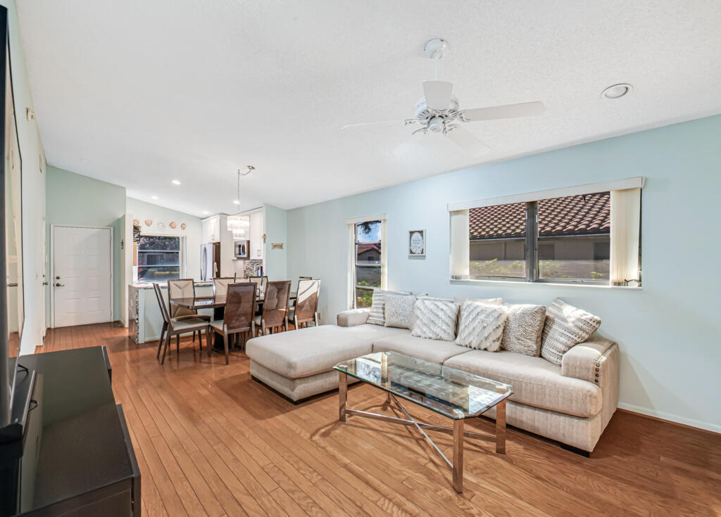 6235 Kings Gate Delray Beach, FL 33484