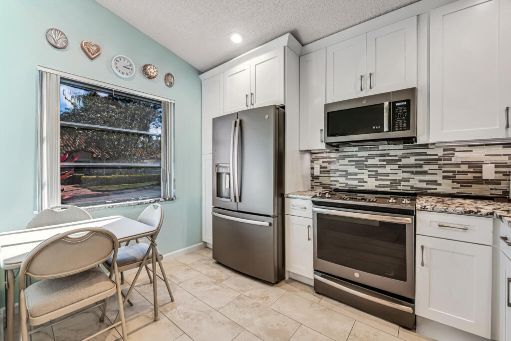 6235 Kings Gate Delray Beach, FL 33484