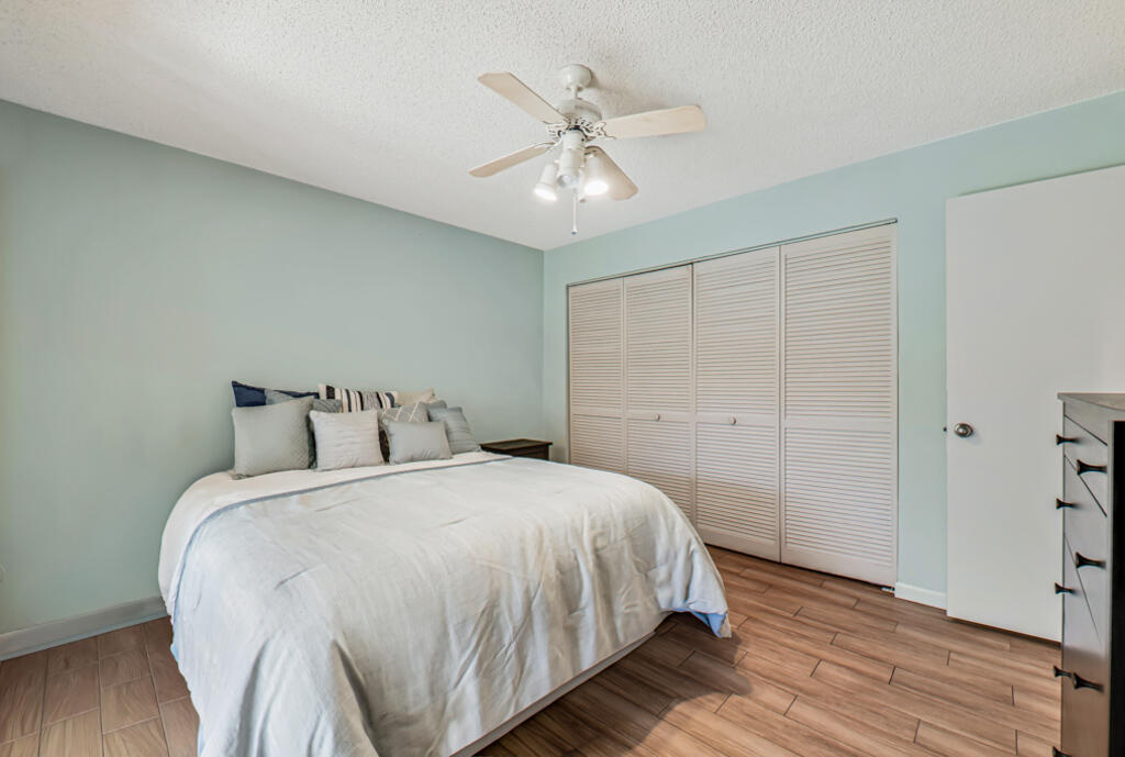 6235 Kings Gate Delray Beach, FL 33484