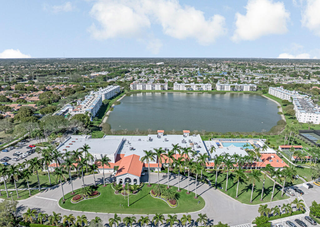 6235 Kings Gate Delray Beach, FL 33484