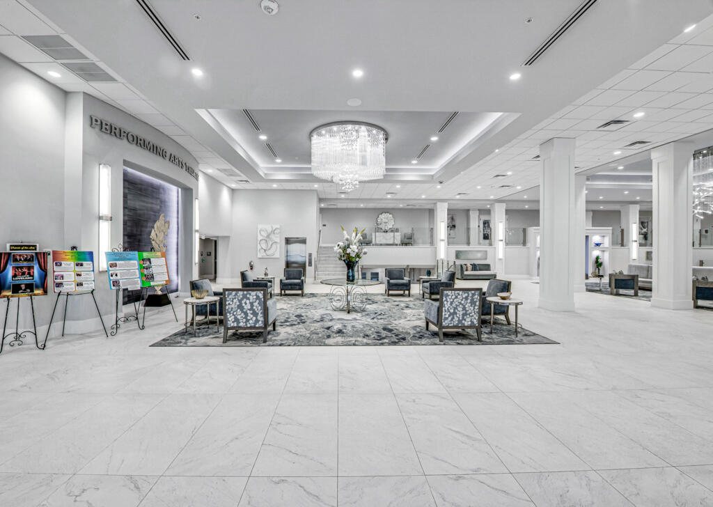 6235 Kings Gate Delray Beach, FL 33484