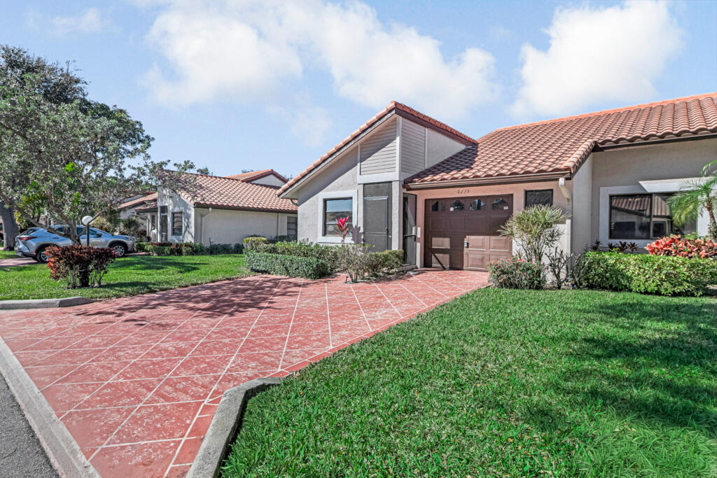6235 Kings Gate Delray Beach, FL 33484